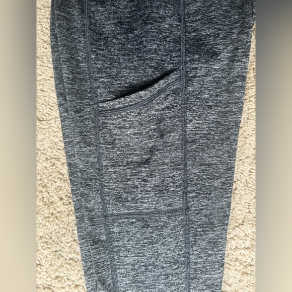 Aerie Gray Soft Leggings Size XS - Picture 3 of 4
